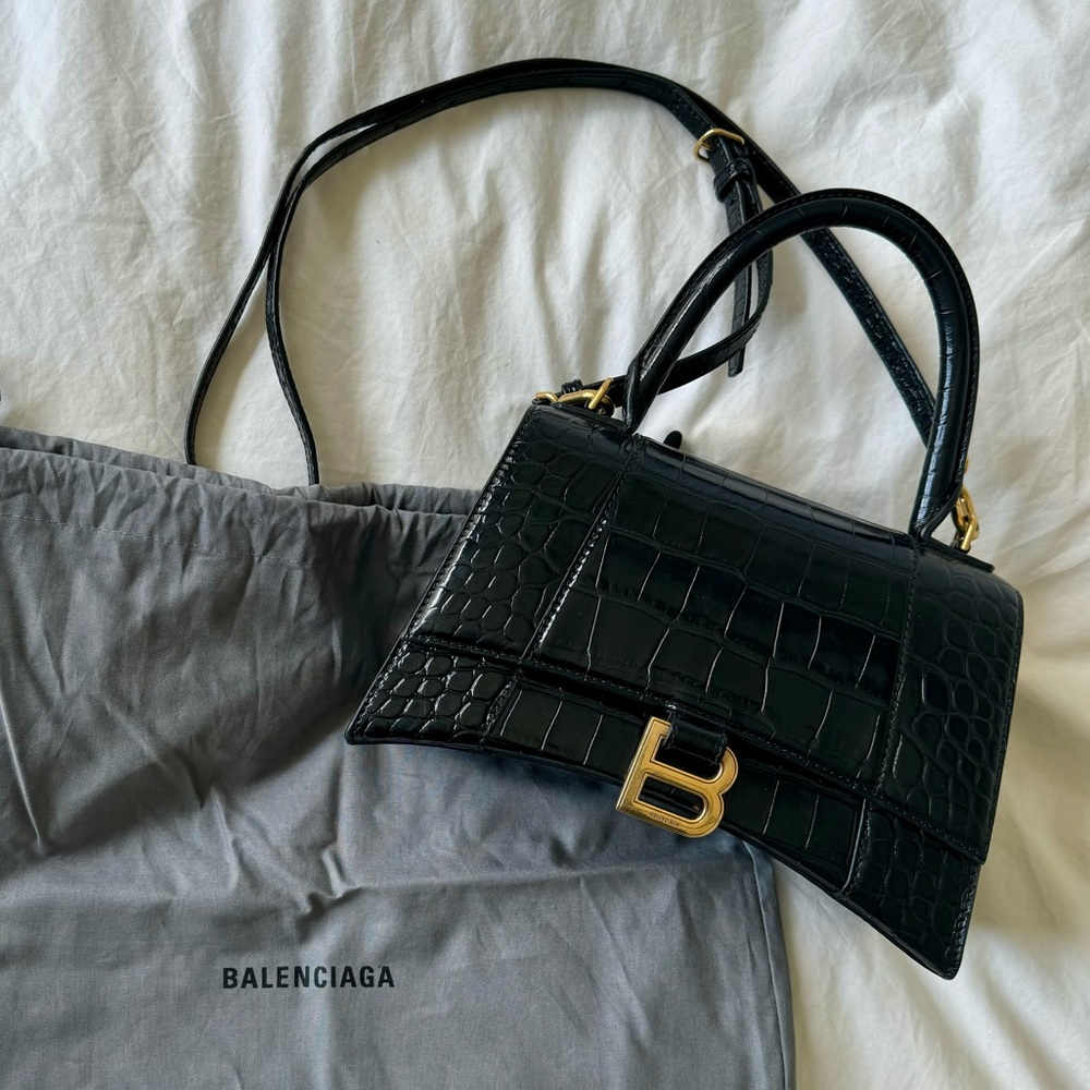 Hourglass small glossed croc-effect leather tote
